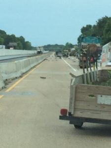 Accident closes I-10 East